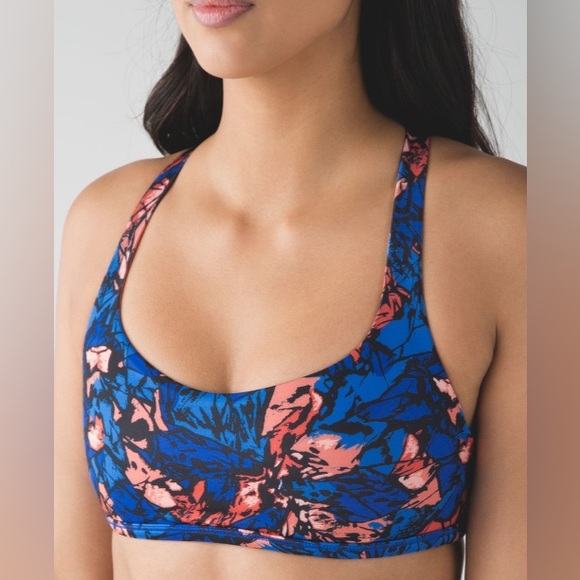 Lululemon- Free To Be Bra (Wild)
Mini Paint Storm Harbor Blue Multi / Cape Red- - Picture 3 of 6